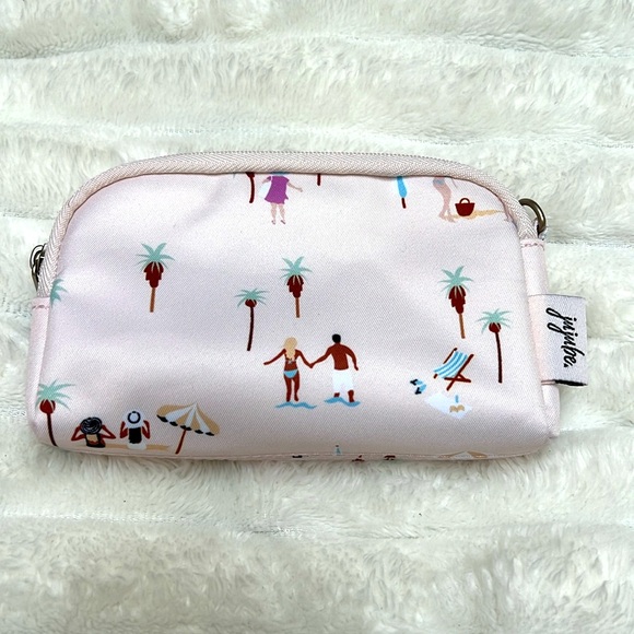 Jujube Be Set Beach Shore Print Set of 3 Nesting Zip Bags - Picture 8 of 11